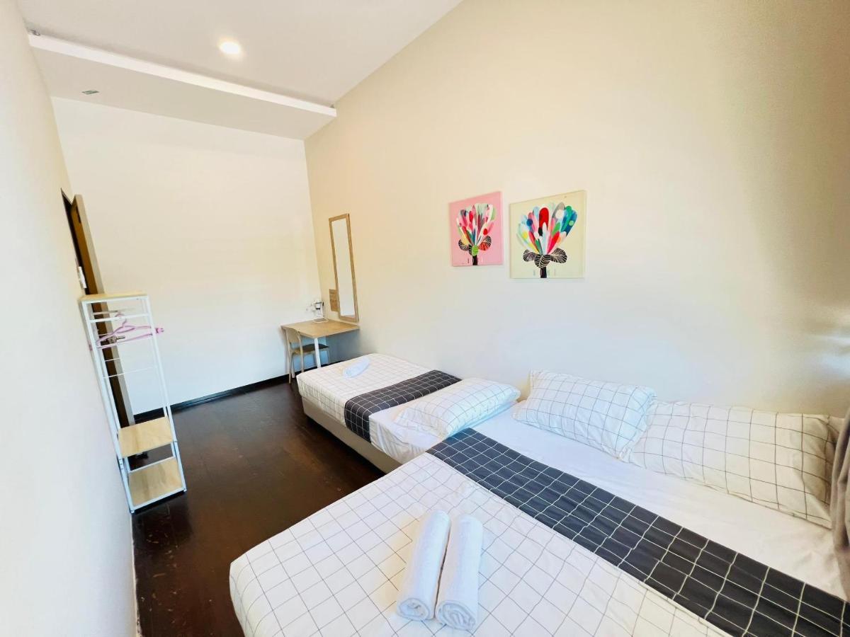 Myroom @ Mandalay Georgetown, Off Jln Burma, Gurney Drive Exteriör bild